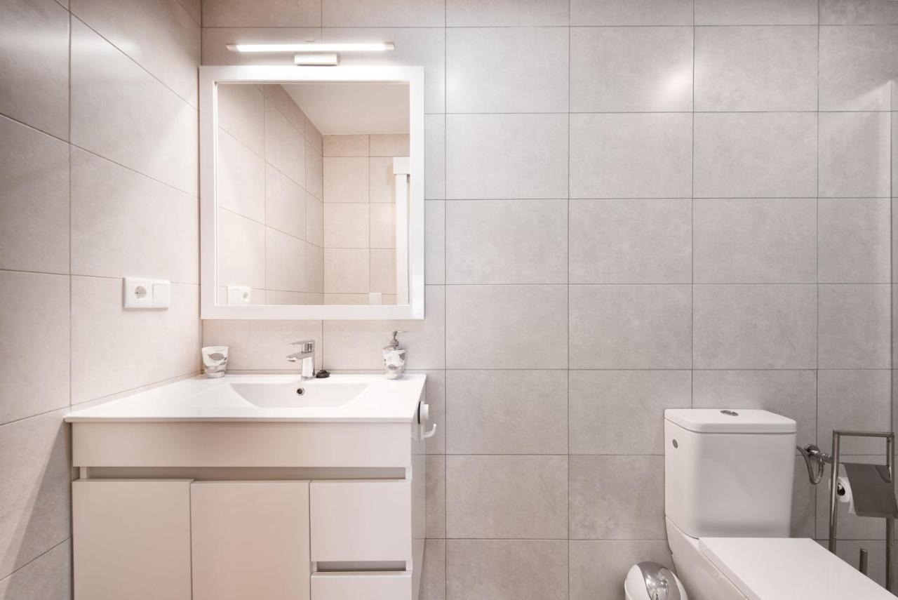 Cozy 3 Bed Apartment In The Heart Of Alicante Exterior foto